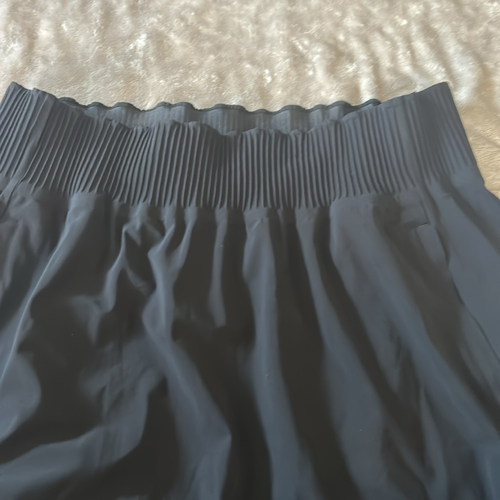Athleta cosmic skirt in black - Picture 3 of 6